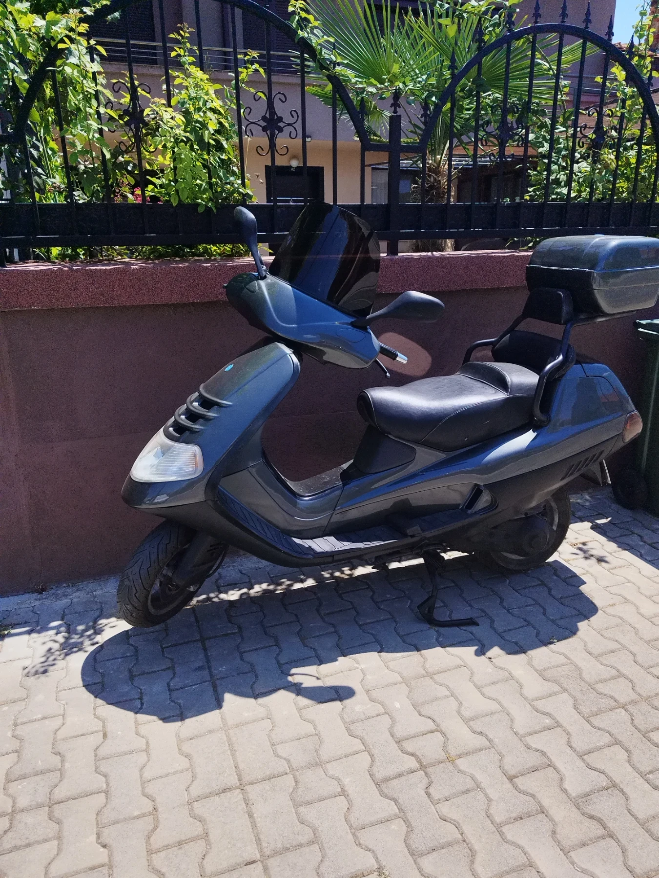 Piaggio Hexagon