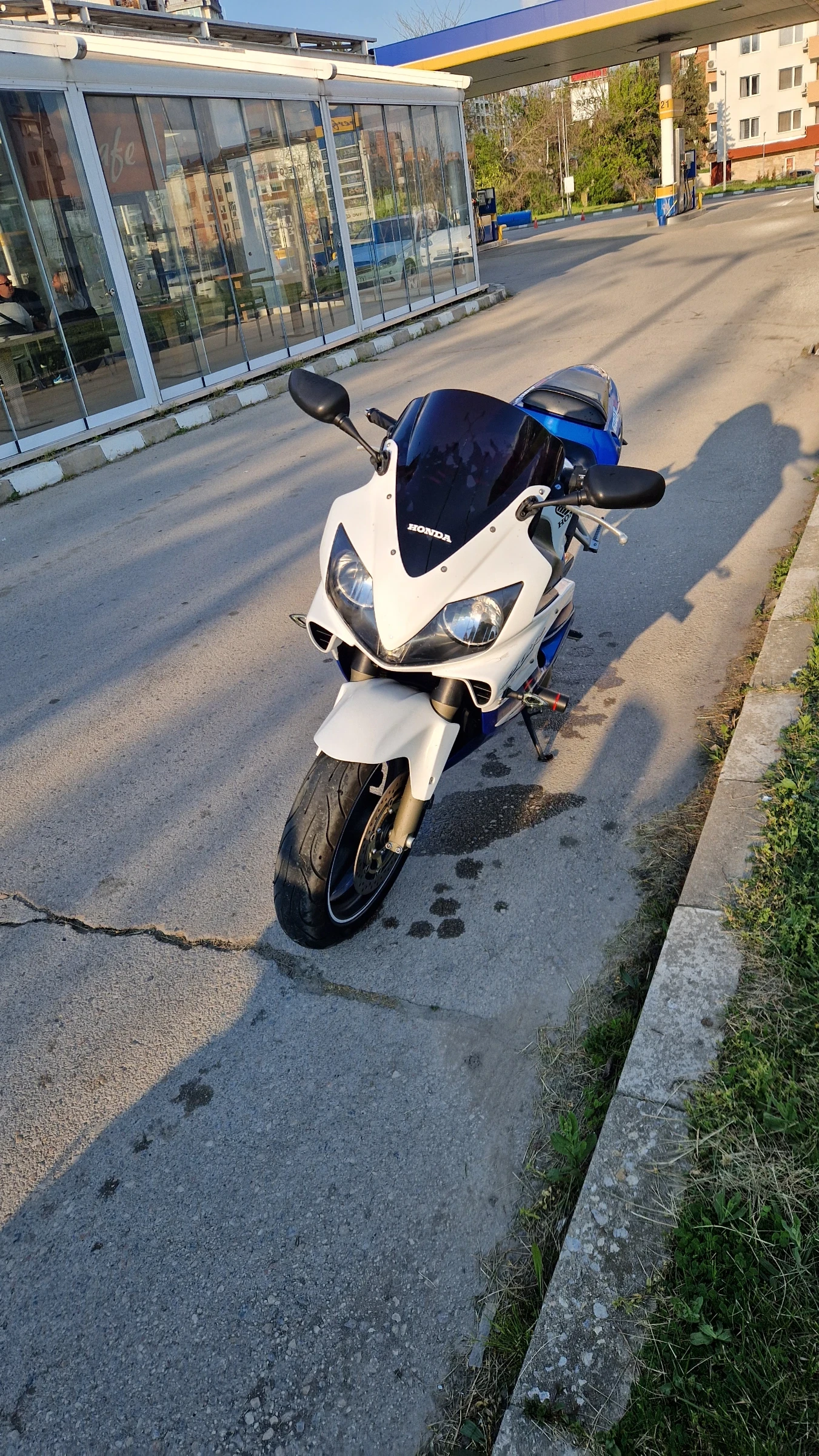 Honda Cbr F4i sport, снимка 2 - Мотоциклети и мототехника - 54418214