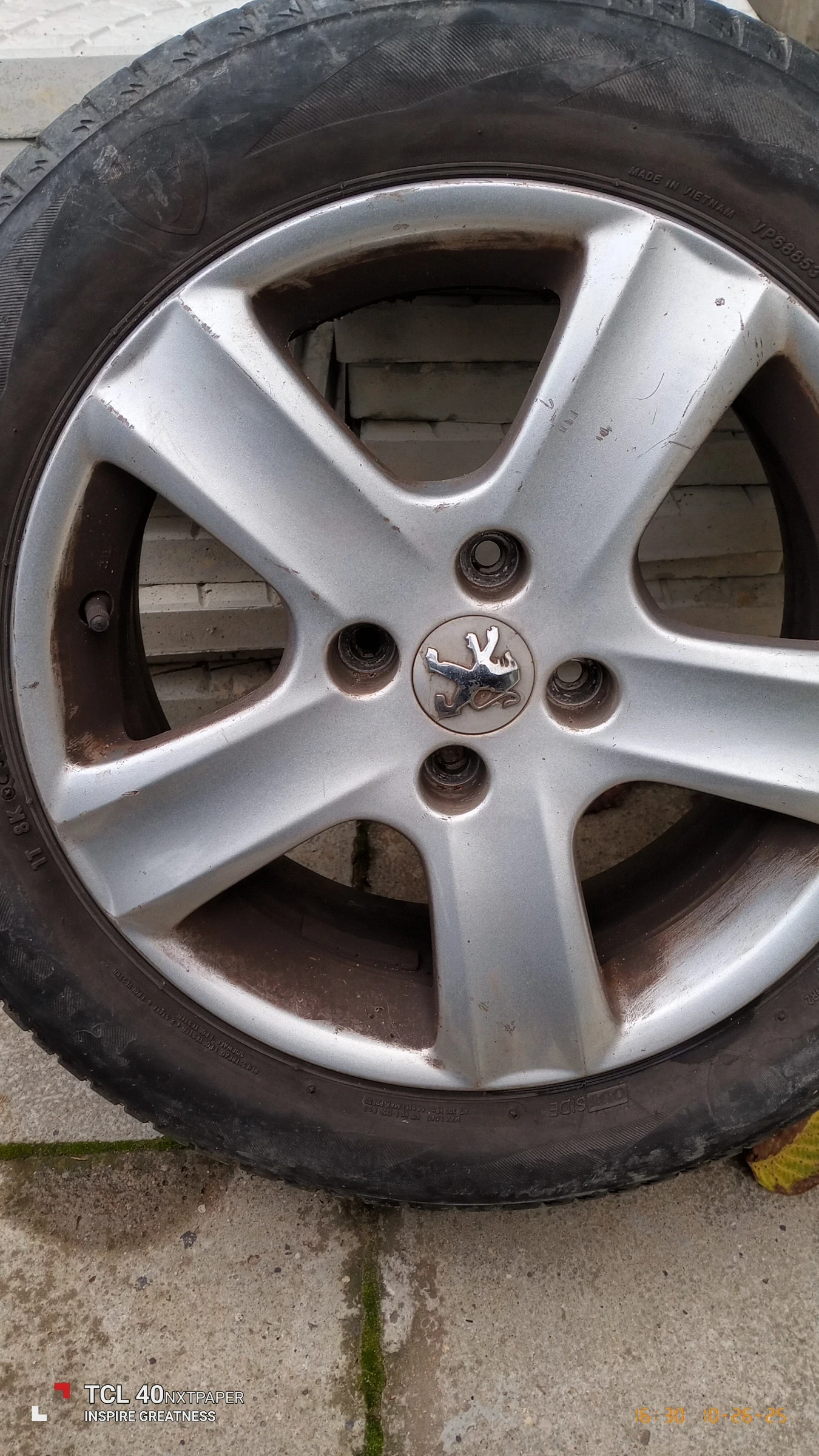 ���� � ������ 205/55R16 �� Peugeot 307 | Mobile.bg � ����������� 2