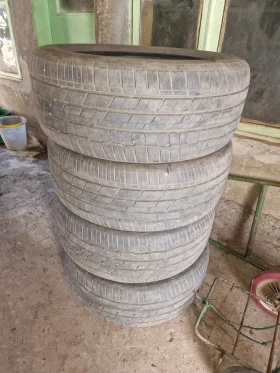 Гуми Летни 255/55R18, снимка 2 - Гуми и джанти - 49576073