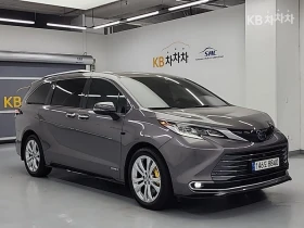 Toyota Sienna 2.5 Hybrid Cam360* Подгрев/Обдухване, снимка 4