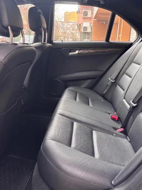 Mercedes-Benz C 300, снимка 11