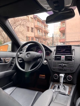 Mercedes-Benz C 300, снимка 9