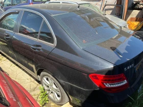 Mercedes-Benz C 220 2 бр. КОМПЛЕКТ, снимка 13