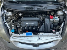 Honda Jazz - 1099 € / 2149.46 лв. - 74380751 3