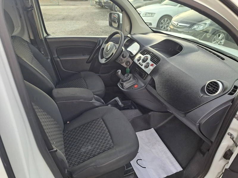 Renault Kangoo 1.5dci, снимка 8 - Автомобили и джипове - 43593090