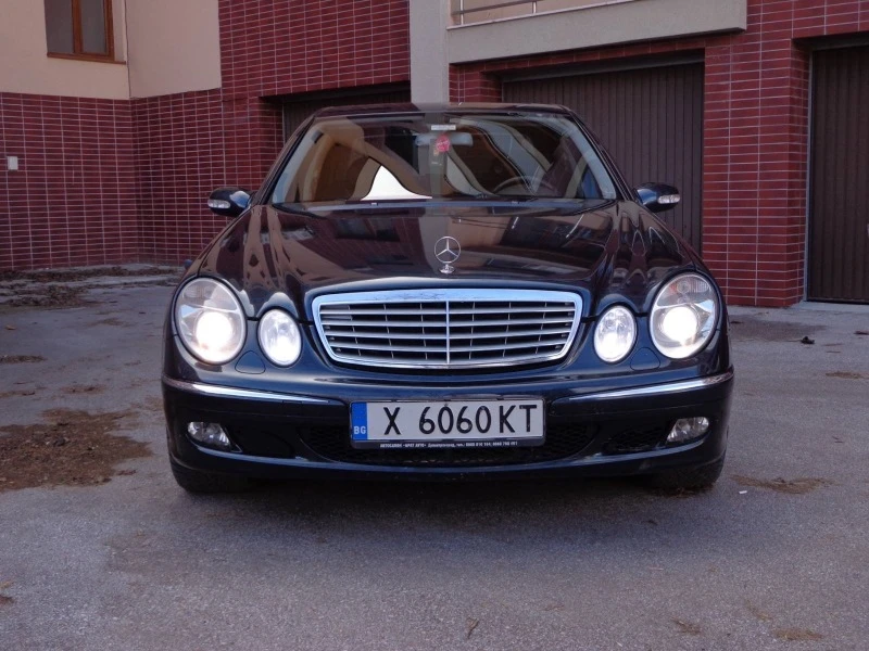 Mercedes-Benz E 500 5000, снимка 12 - Автомобили и джипове - 47763299