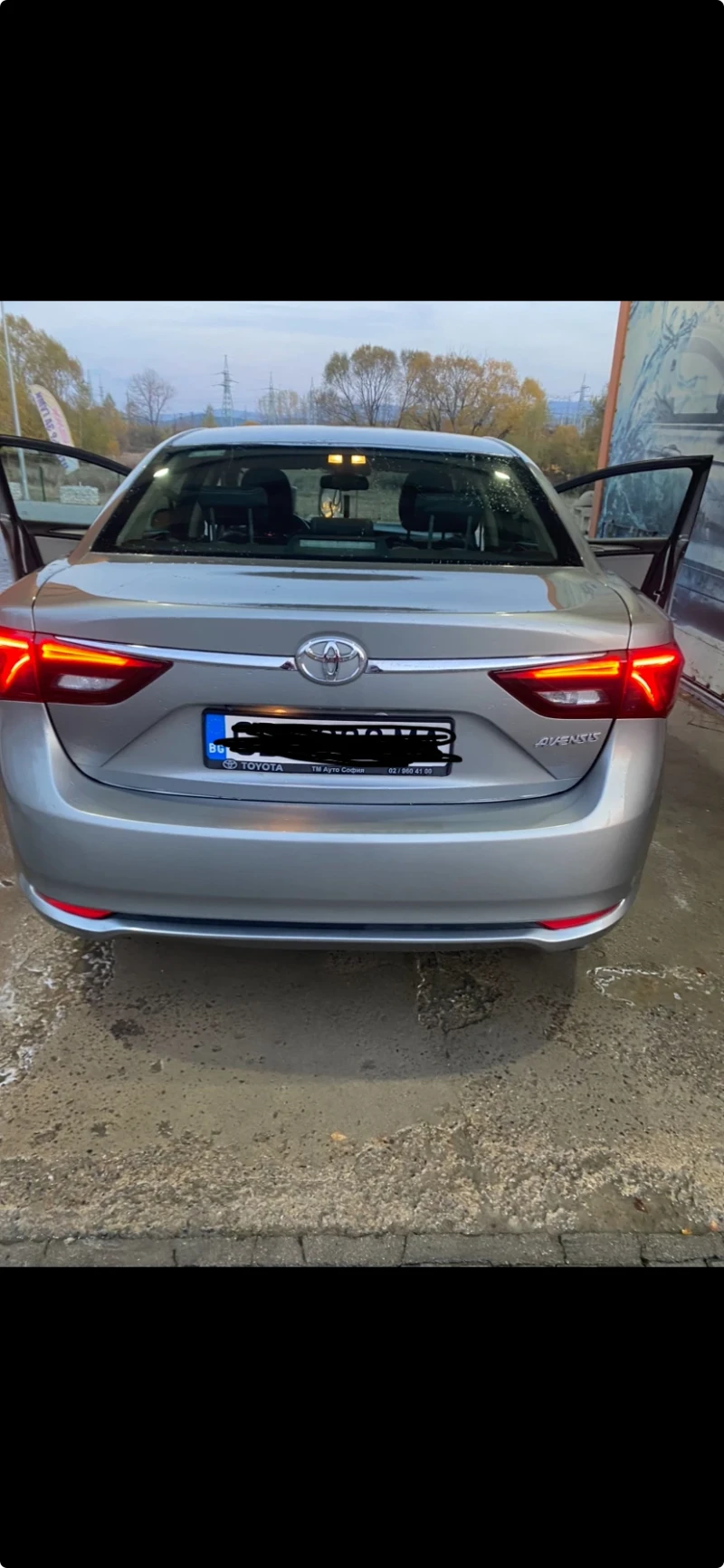 Toyota Avensis 2.0 D - 4D, снимка 3 - Автомобили и джипове - 47765407