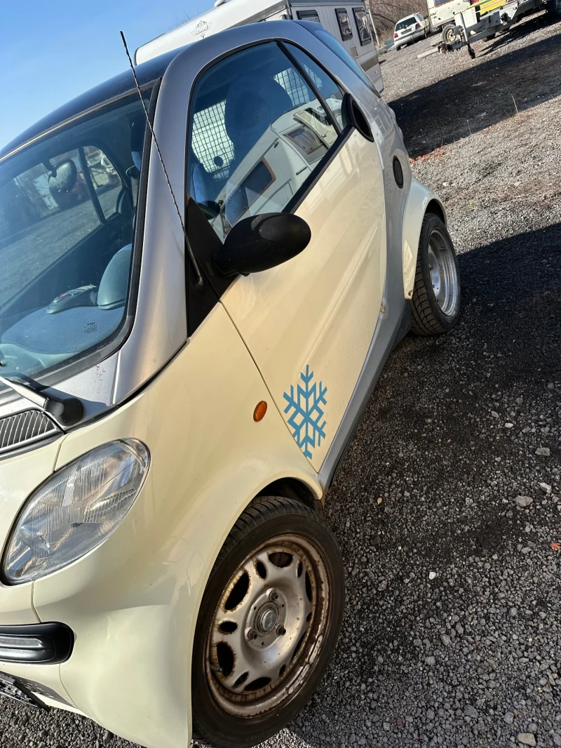 Smart Fortwo, снимка 11 - Автомобили и джипове - 48850578