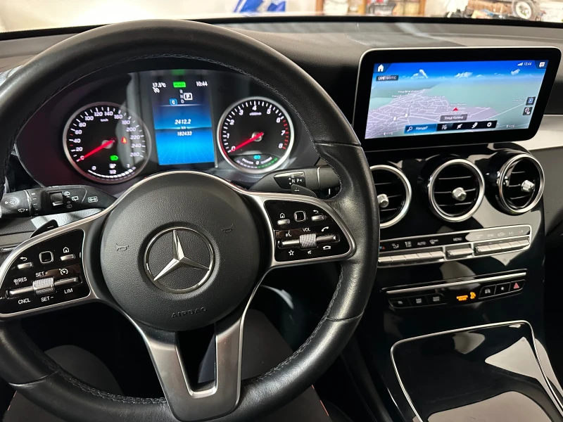Mercedes-Benz GLC 200, снимка 10 - Автомобили и джипове - 52651694