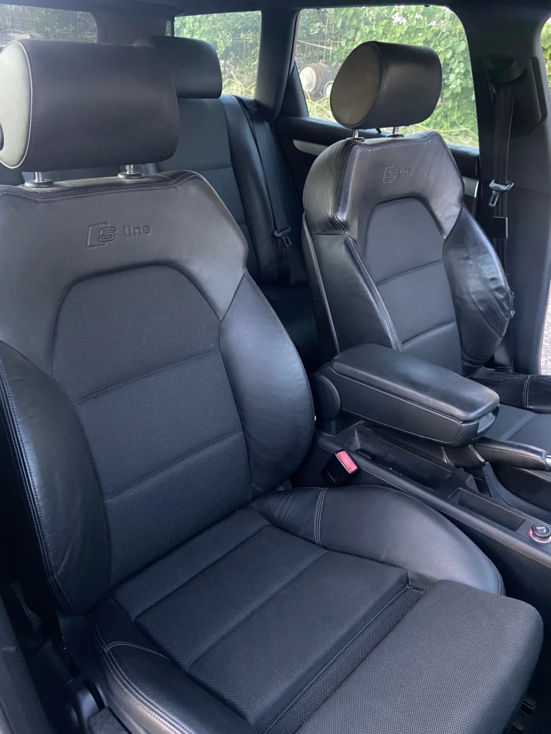 Audi A4 2.0 TDI S-line 6-скорости, снимка 10 - Автомобили и джипове - 51903852