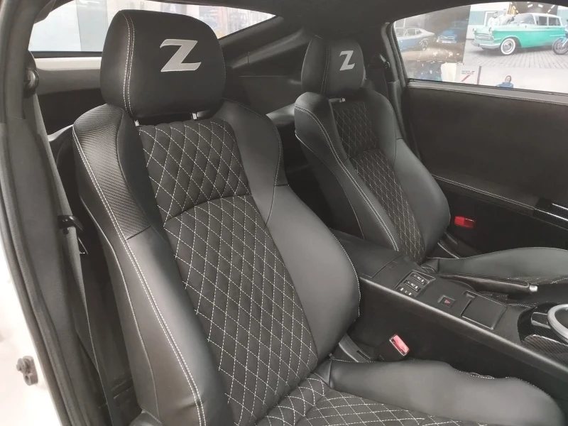 Nissan 350z, снимка 7 - Автомобили и джипове - 52869990