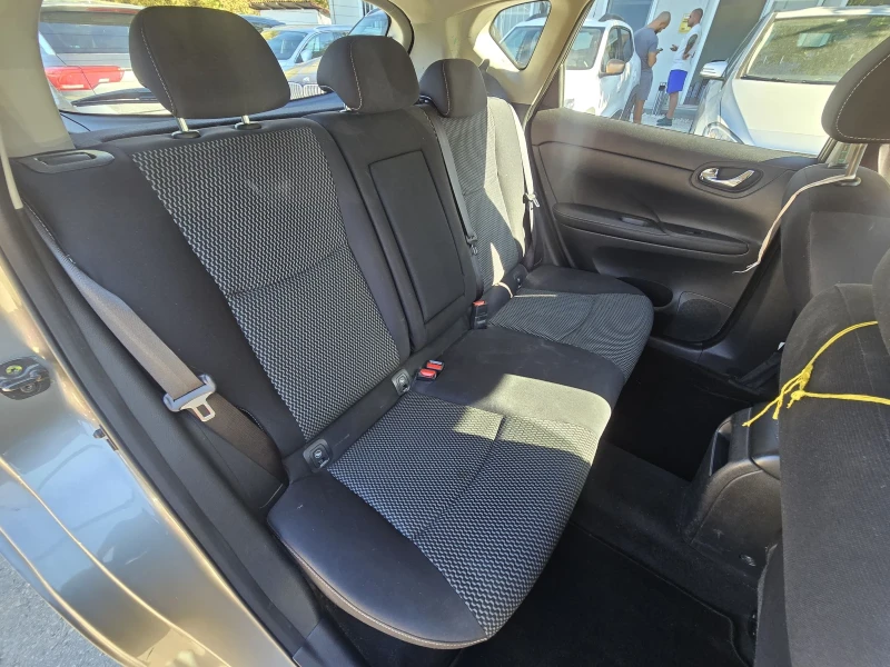 Nissan Pulsar 1.5dci 110к.с Топ състояние , снимка 14 - Автомобили и джипове - 51734887