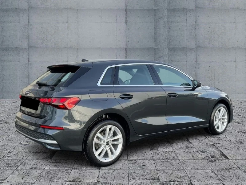 Audi A3 Sportback 30 TFSI Advanced S tronic, снимка 2 - Автомобили и джипове - 51842386
