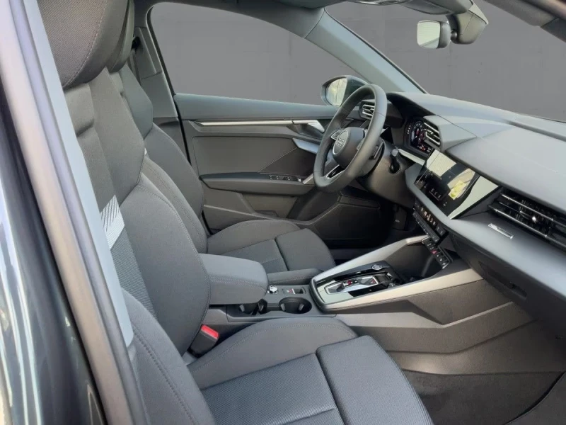 Audi A3 Sportback 30 TFSI Advanced S tronic, снимка 4 - Автомобили и джипове - 51842386