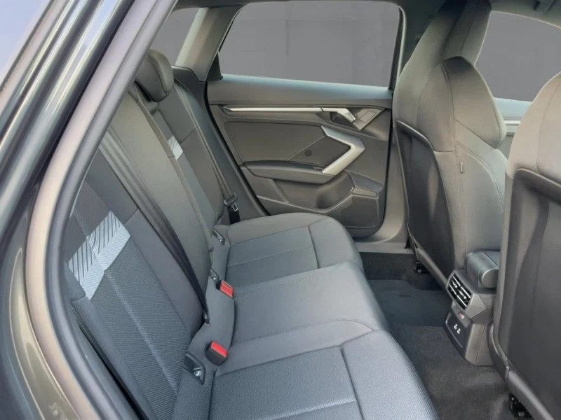 Audi A3 Sportback 30 TFSI Advanced S tronic, снимка 5 - Автомобили и джипове - 51842386