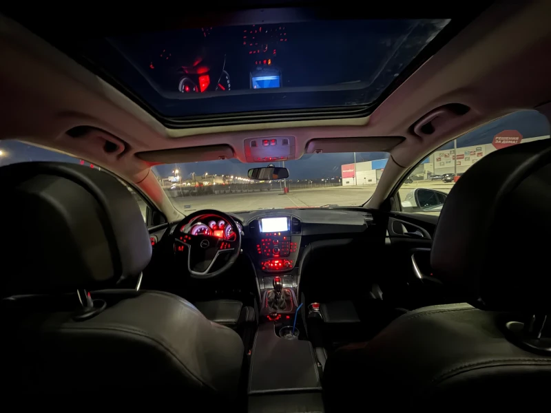 Opel Insignia 2.0 CDTI 4x4, снимка 12 - Автомобили и джипове - 53180040