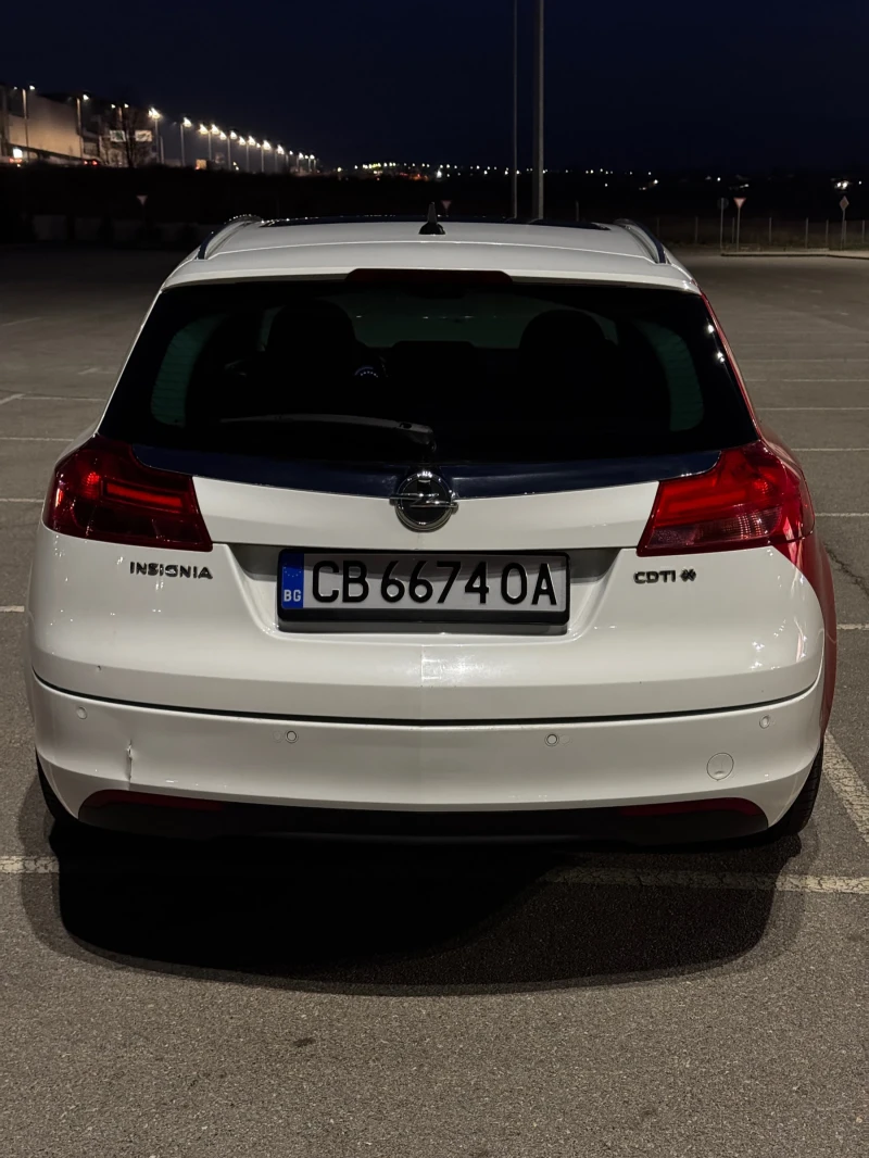Opel Insignia 2.0 CDTI 4x4, снимка 6 - Автомобили и джипове - 53180040