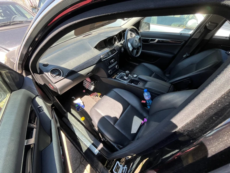 Mercedes-Benz C 220 2 бр. КОМПЛЕКТ, снимка 12 - Автомобили и джипове - 53297923