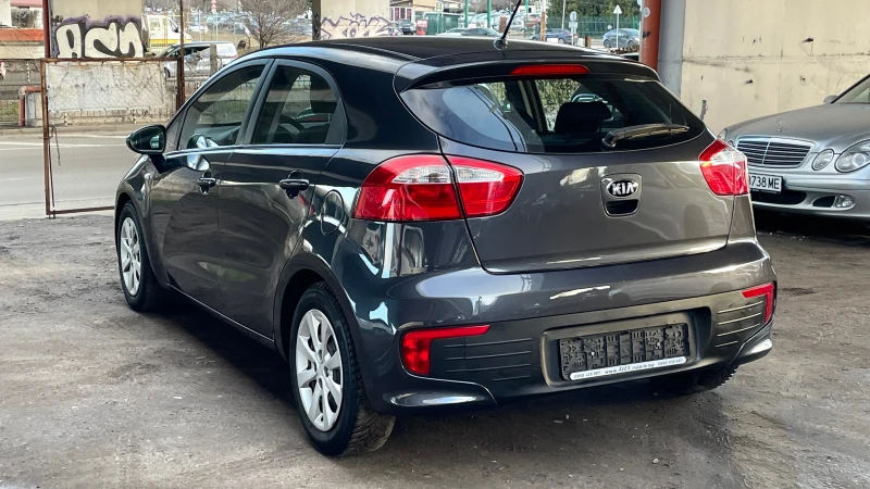 Kia Rio ФЕЙС ПЕРФЕКТНА, снимка 7 - Автомобили и джипове - 53450254