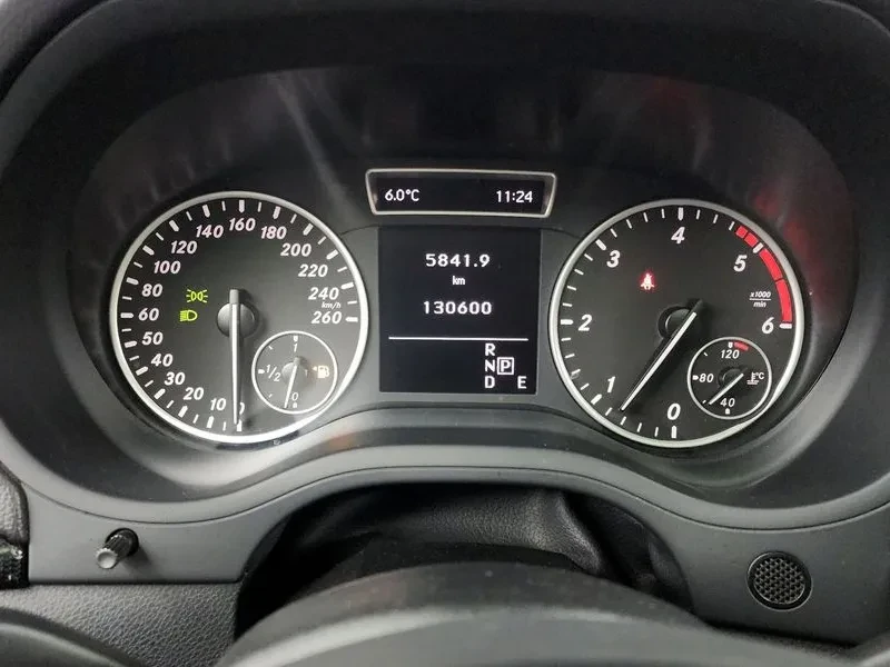 Mercedes-Benz B 200 2.0, снимка 8 - Автомобили и джипове - 54278349