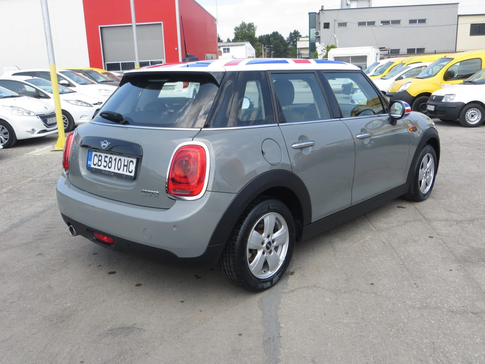 Mini Cooper 1, 5 TURBO Euro 6d - изображение 4