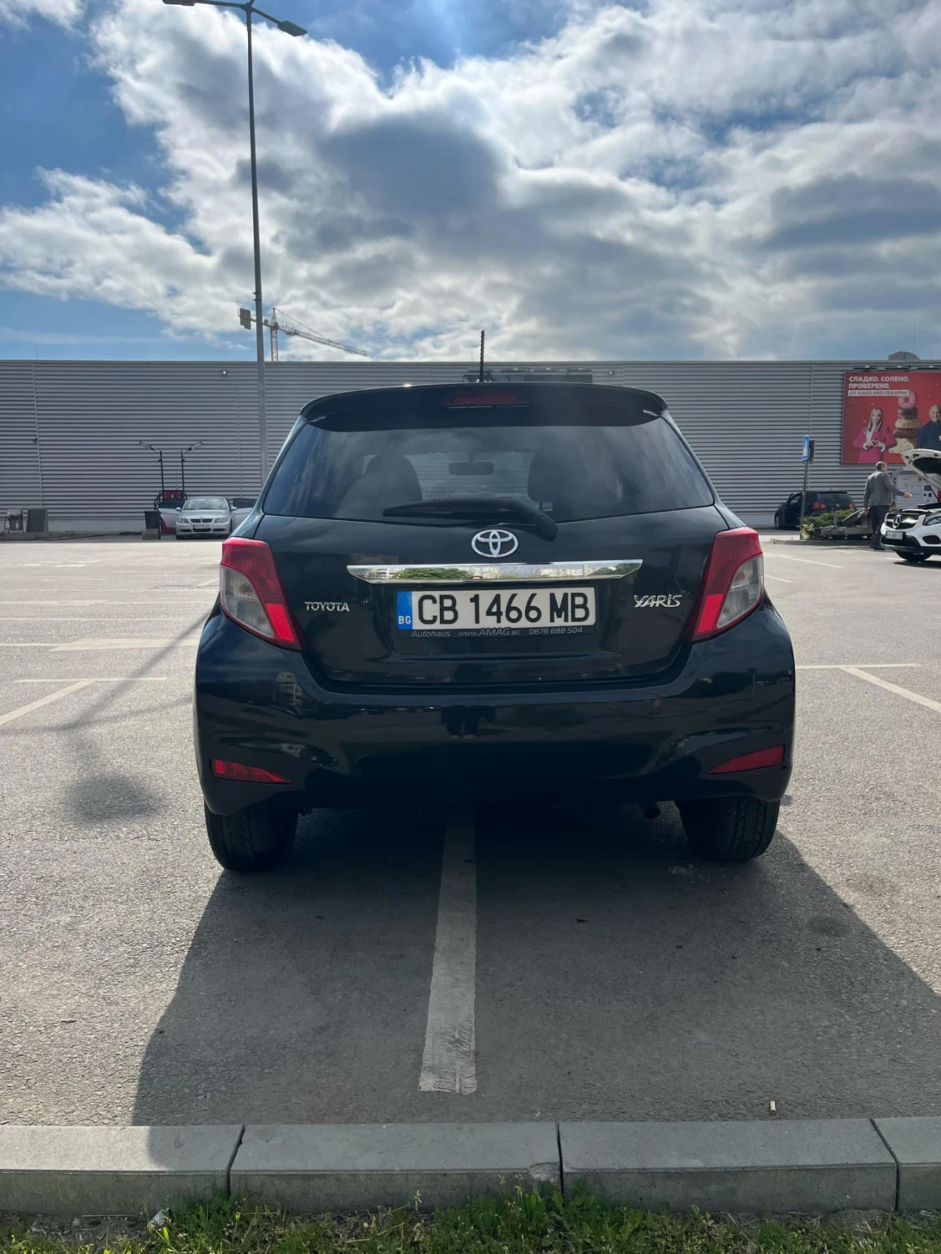 Toyota Yaris  - изображение 4