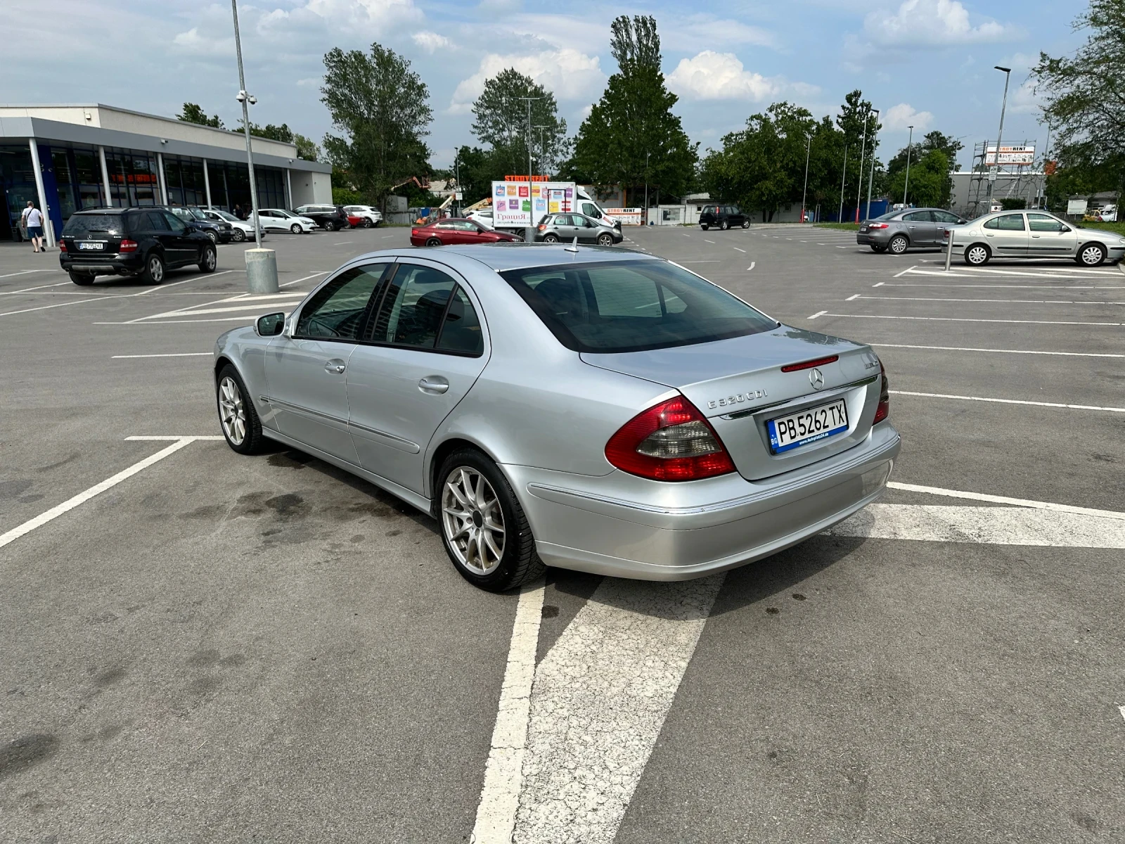 Mercedes-Benz E 320 CDI EVO FACELIFT 7-G TRONIC - изображение 6