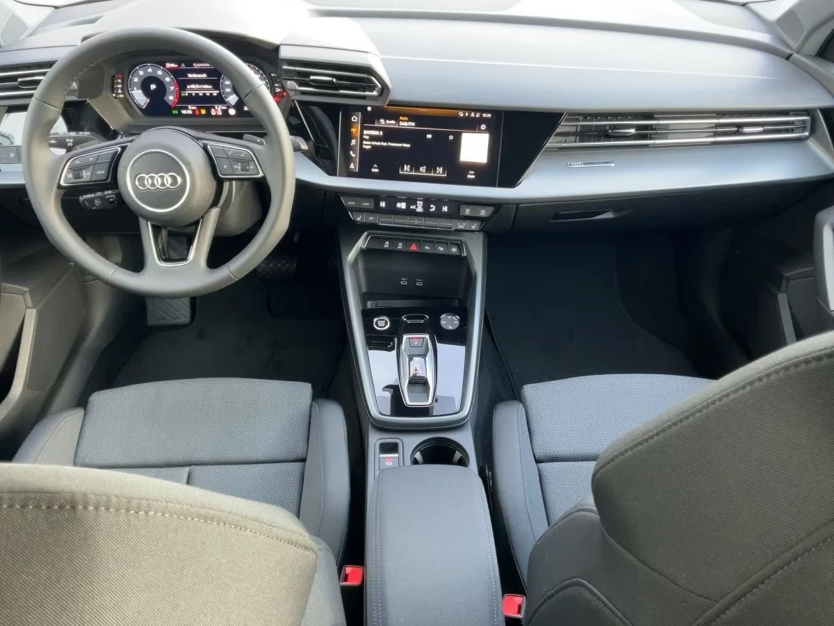 Audi A3 Sportback 30 TFSI Advanced S tronic - изображение 3