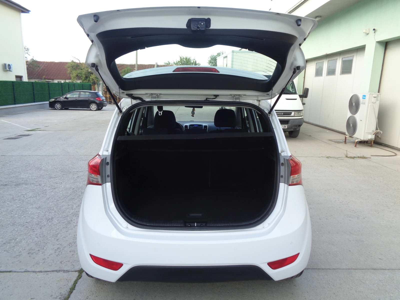 Hyundai Ix20 1.4CRDI-COMFORT-BARTER-LIZING - изображение 8