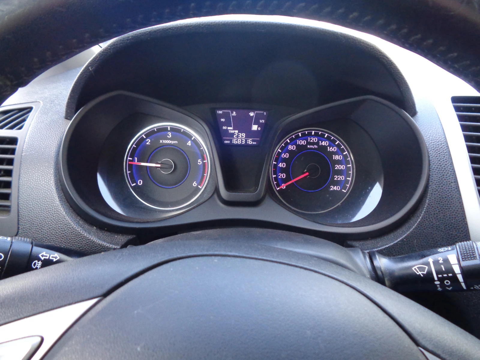 Hyundai Ix20 1.4CRDI-COMFORT-BARTER-LIZING | Mobile.bg   17