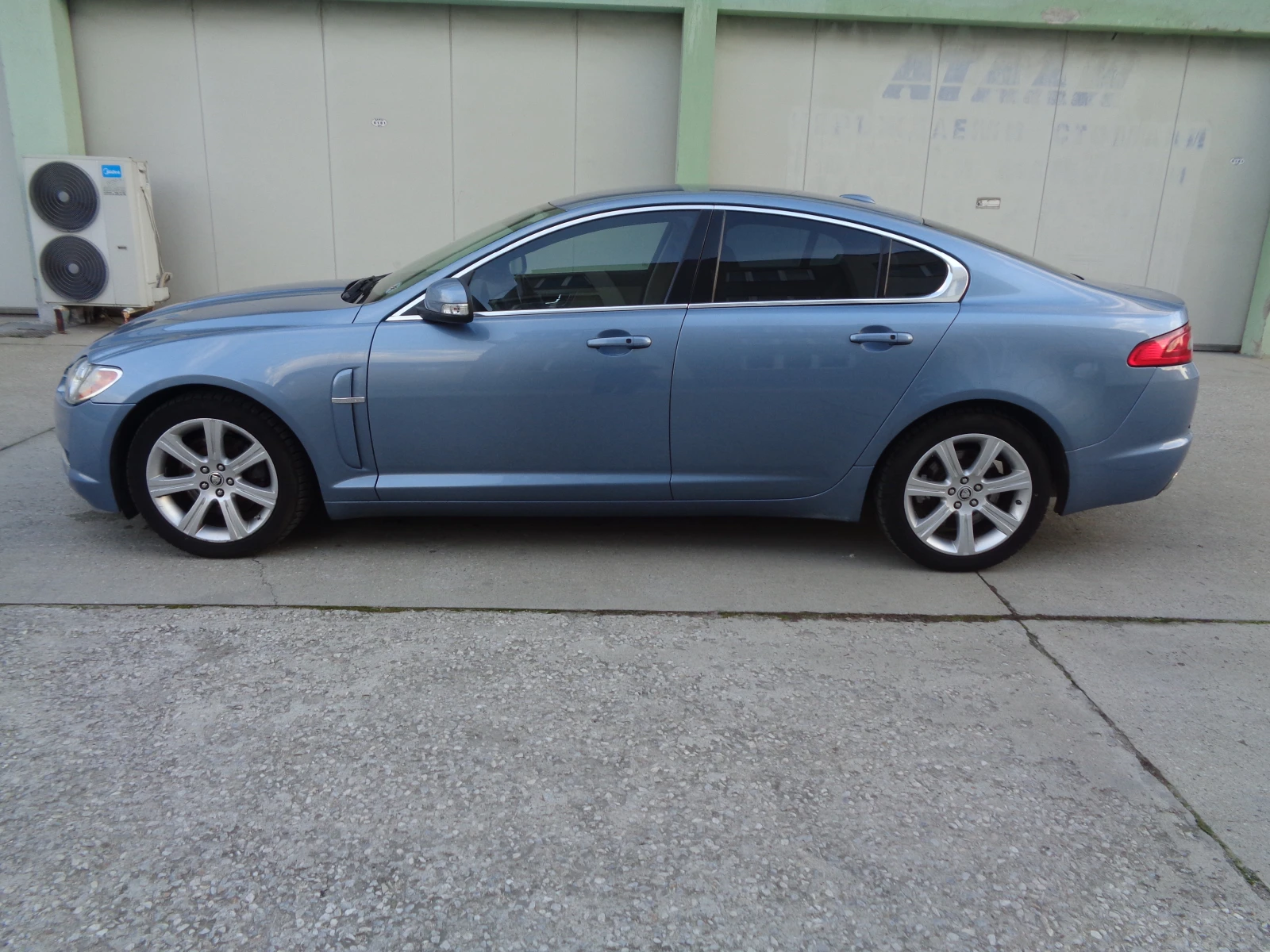 Jaguar Xf 2.7-V6HDI-KOJA-NAVI-AVTOMAT-LIZING - изображение 7