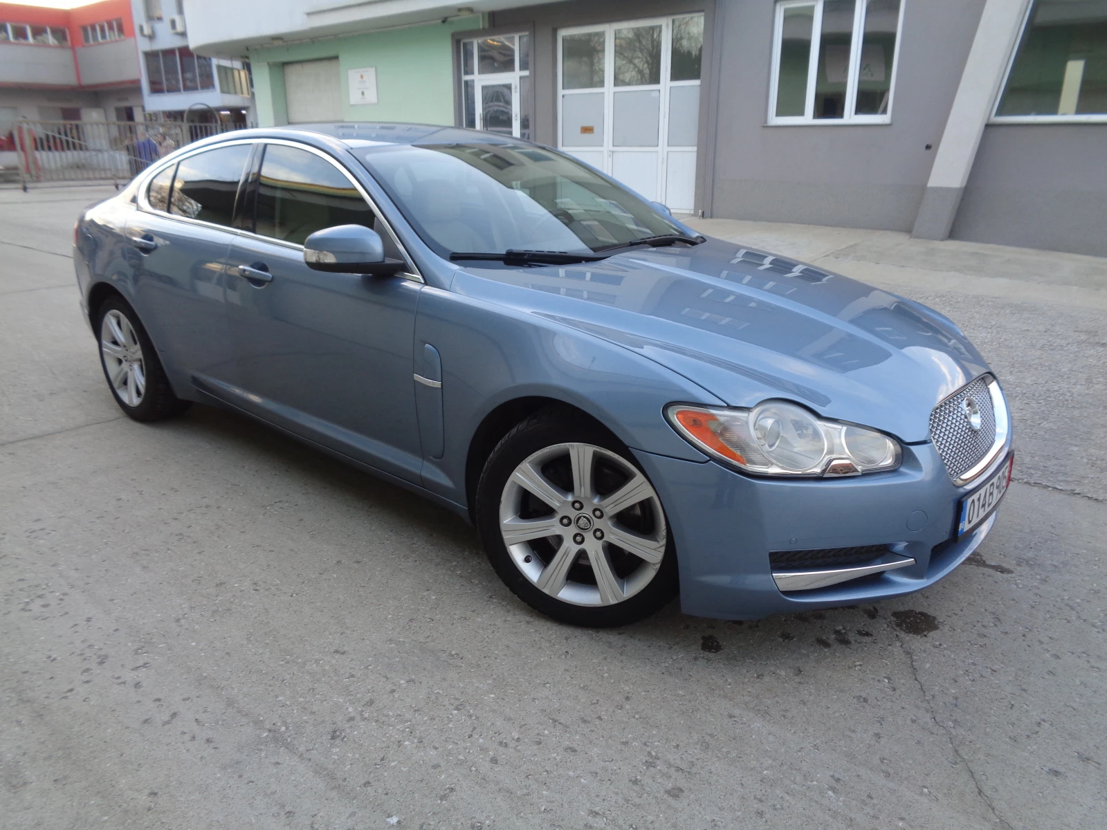 Jaguar Xf 2.7-V6HDI-KOJA-NAVI-AVTOMAT-LIZING - изображение 2