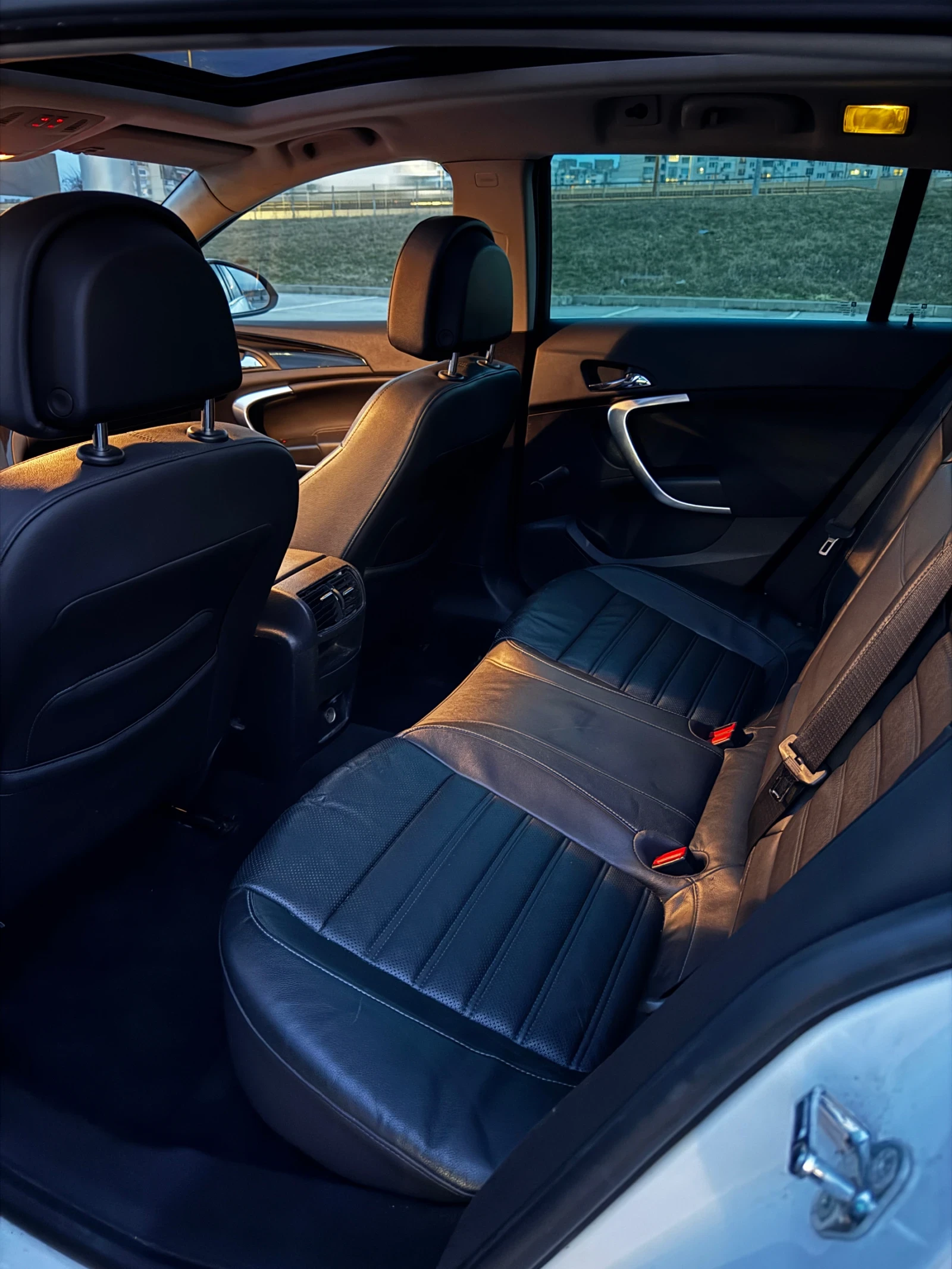 Opel Insignia 2.0 CDTI 4x4 | Mobile.bg � ����������� 13