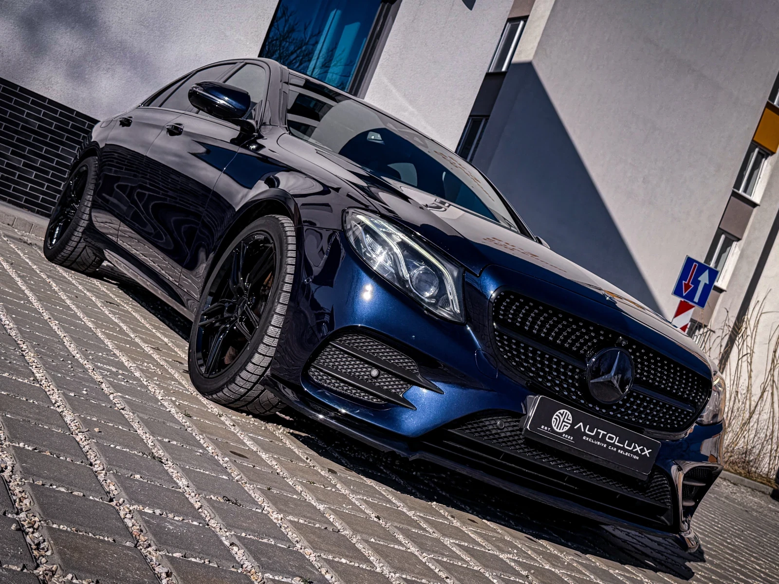 Mercedes-Benz E 220  d/AMG BLACK/360/PANO/BURM/DIGITAL/FULL/MULTIBEAM | Mobile.bg � ����������� 7