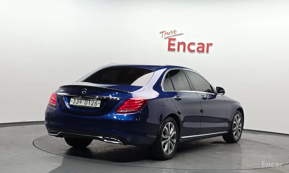 Mercedes-Benz C 200, снимка 2 - Автомобили и джипове - 53984996