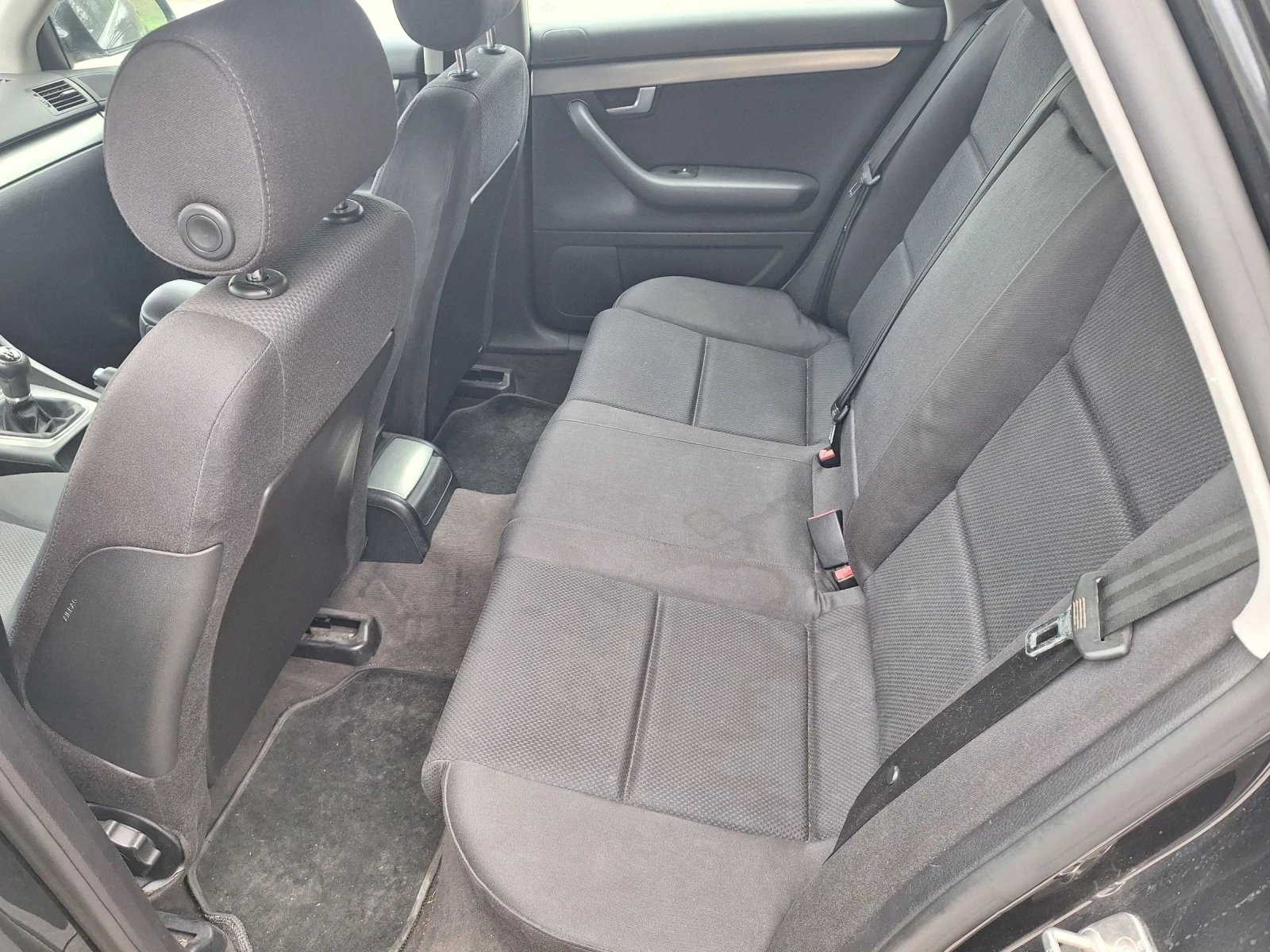 Audi A4, снимка 11 - Автомобили и джипове - 54150359