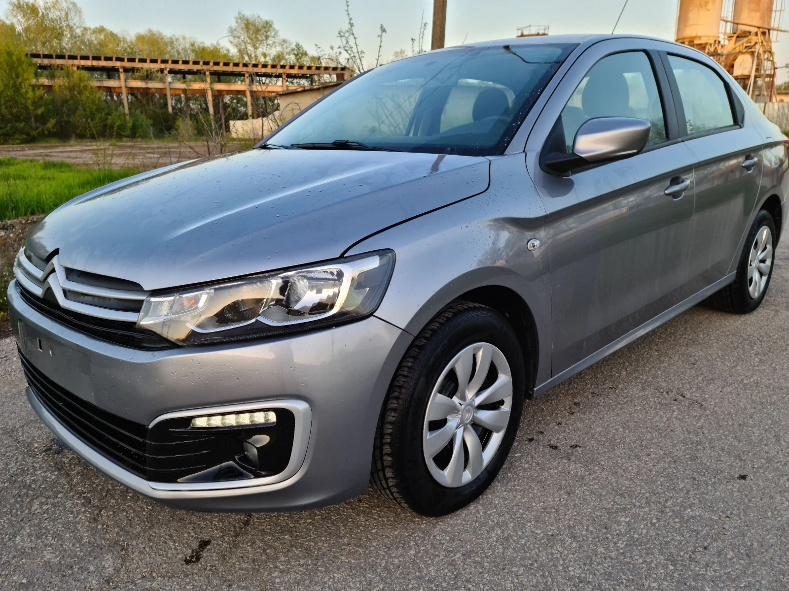Citroen C-Elysee 1.2i / става на газ, снимка 5 - Автомобили и джипове - 54221349