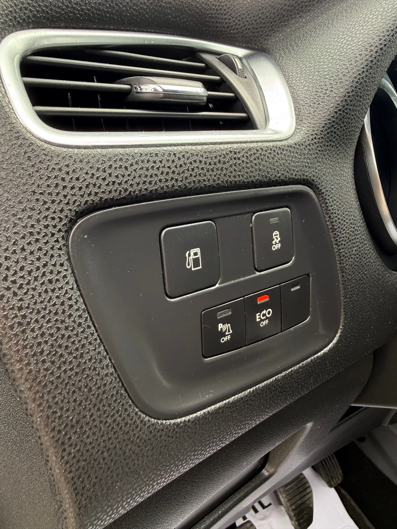 Citroen DS4 1.6 E-HDi * МАСАЖ* , снимка 15 - Автомобили и джипове - 54389246
