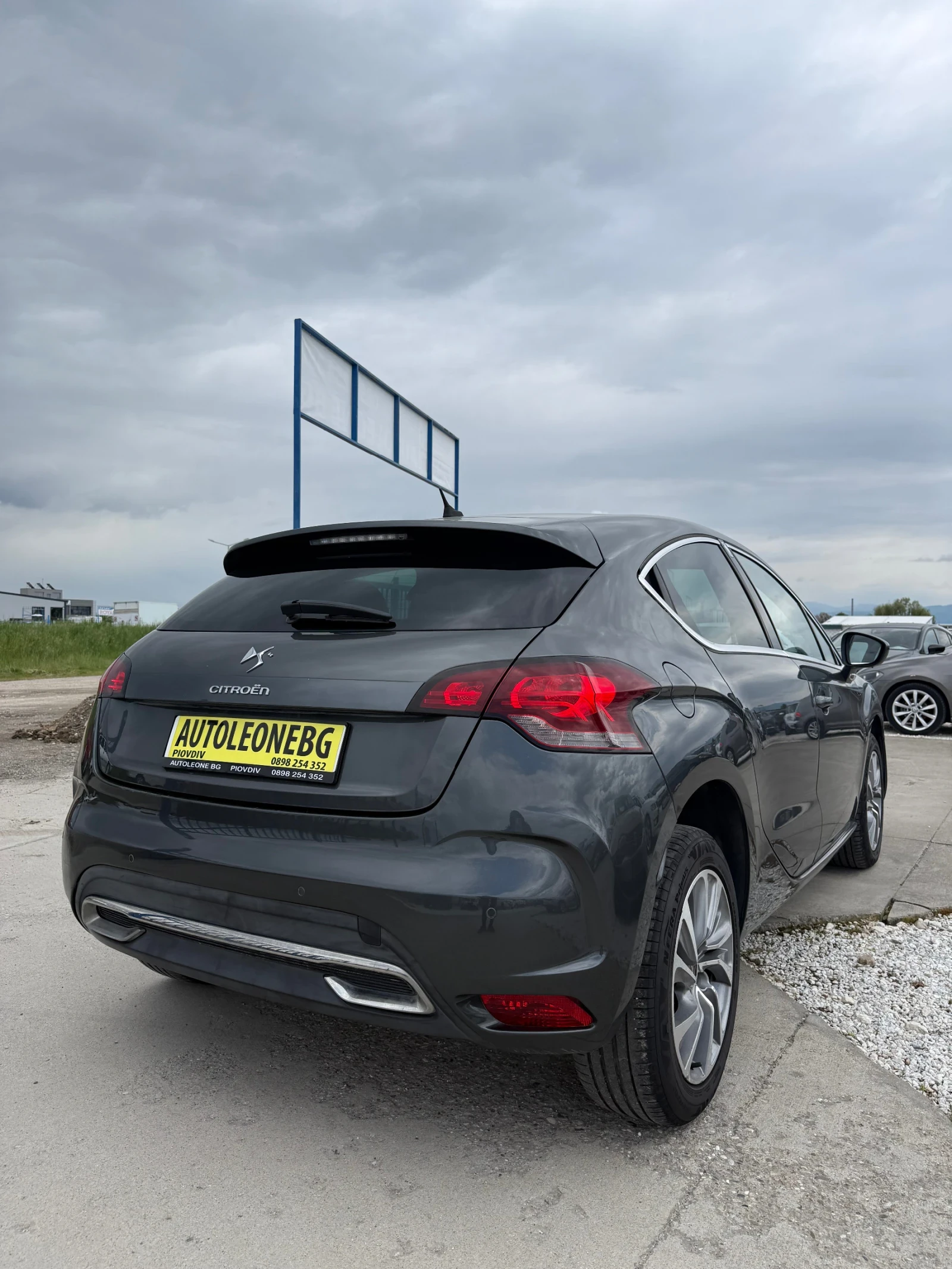 Citroen DS4 1.6 E-HDi * МАСАЖ* , снимка 6 - Автомобили и джипове - 54389246