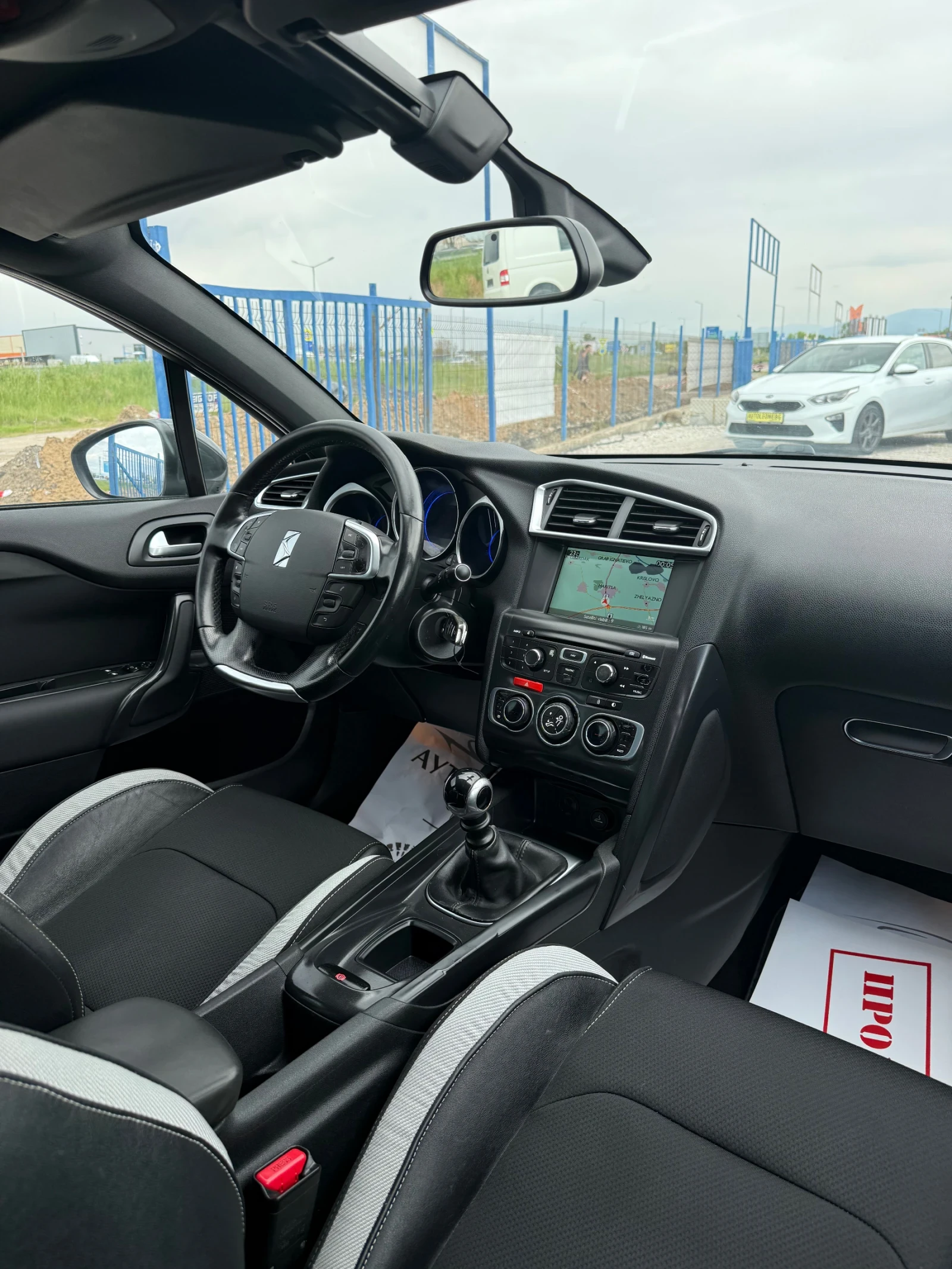 Citroen DS4 1.6 E-HDi * МАСАЖ* , снимка 9 - Автомобили и джипове - 54389246
