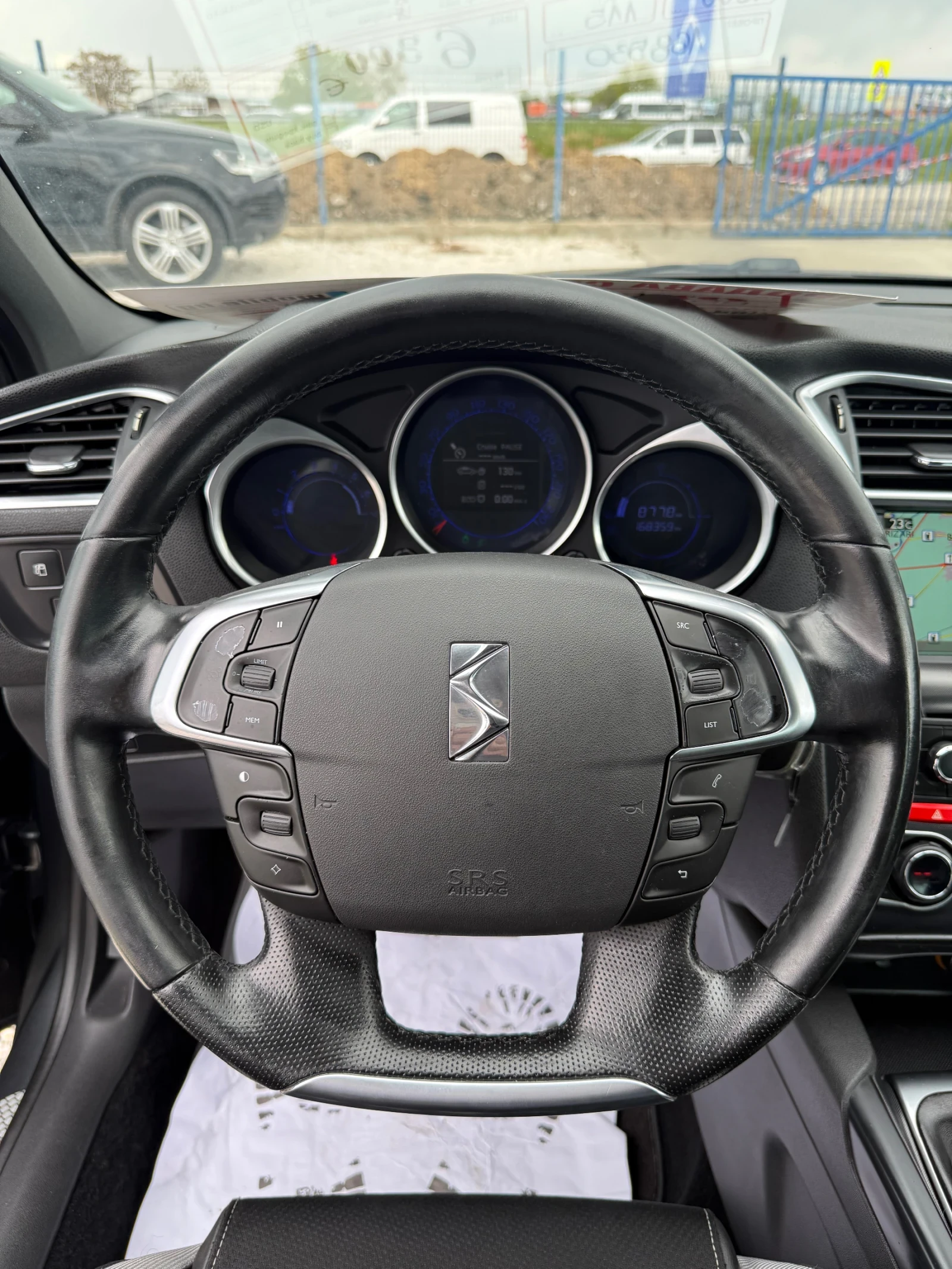 Citroen DS4 1.6 E-HDi * МАСАЖ* , снимка 11 - Автомобили и джипове - 54389246
