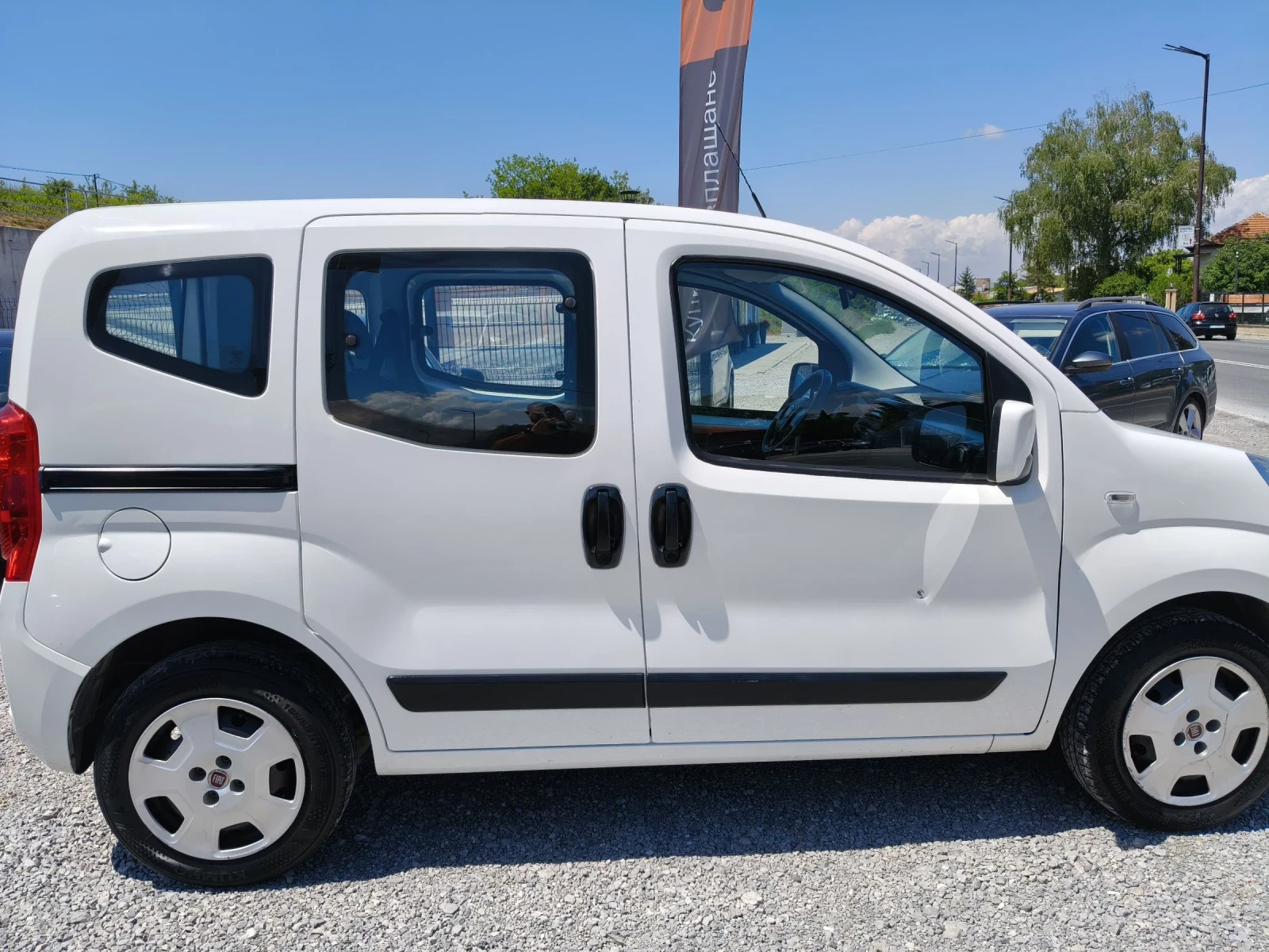 Fiat Qubo 1.3Mjet, снимка 8 - Автомобили и джипове - 54800281