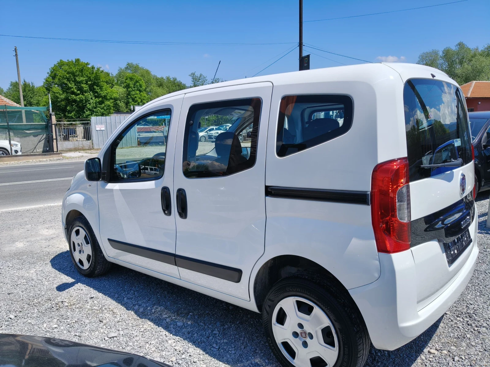 Fiat Qubo 1.3Mjet, снимка 4 - Автомобили и джипове - 54800281