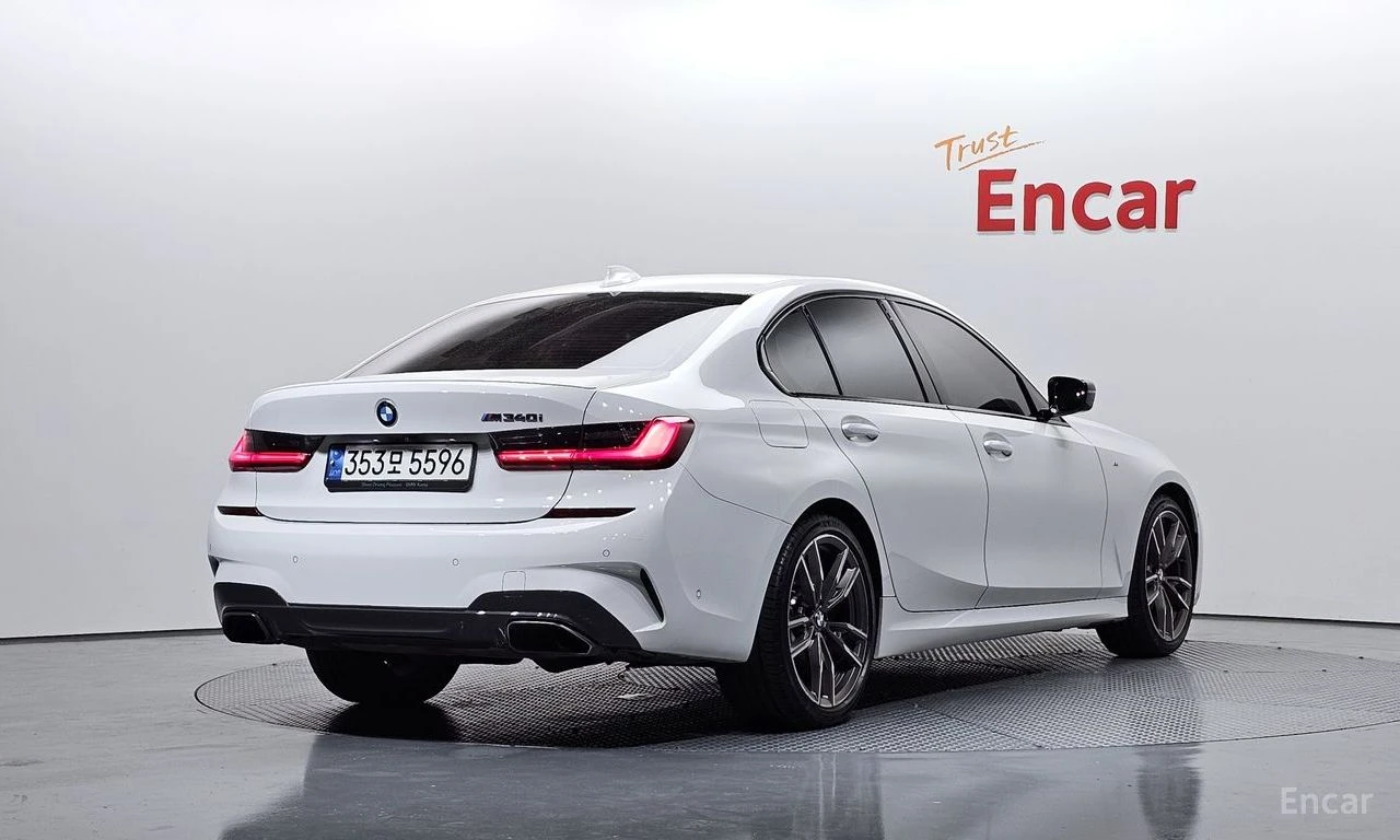 BMW 340 M* SPORT* HARMON* KARDON* ДИСТРОНИК* ХЕДЪП* 360КАМ, снимка 2 - Автомобили и джипове - 55189407