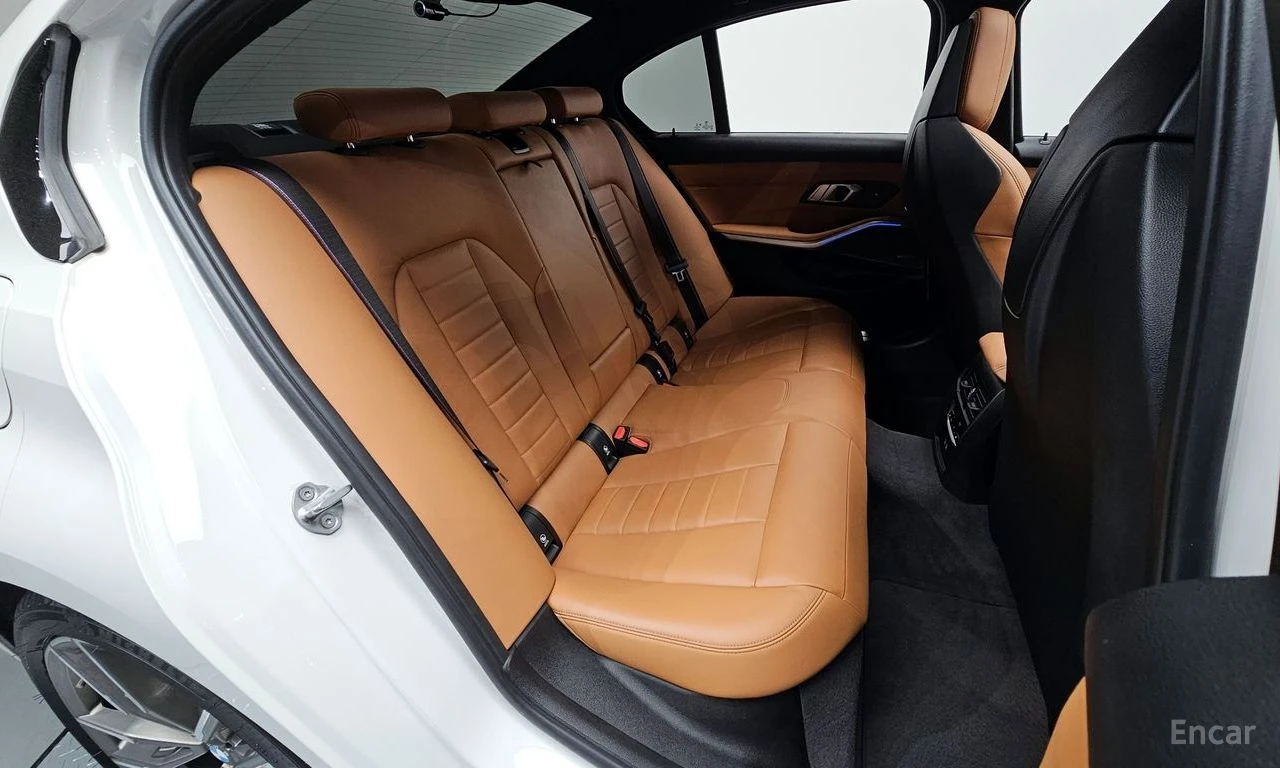 BMW 340 M* SPORT* HARMON* KARDON* ДИСТРОНИК* ХЕДЪП* 360КАМ, снимка 15 - Автомобили и джипове - 55189407