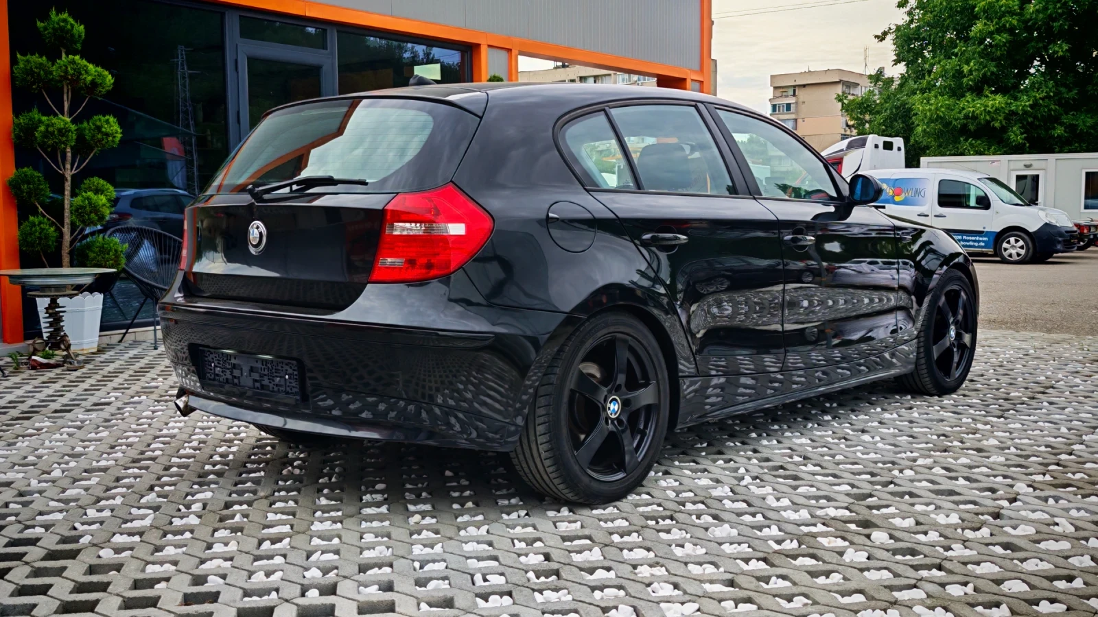 BMW 118 2.0D Xenon, снимка 5 - Автомобили и джипове - 55471197