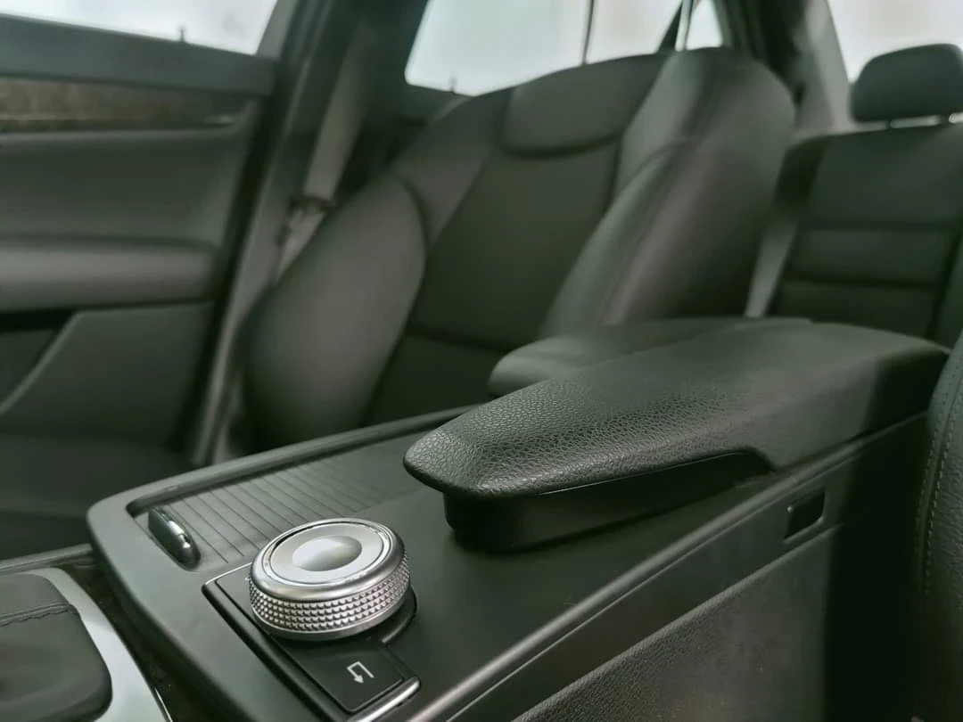 Mercedes-Benz C 300, снимка 6 - Автомобили и джипове - 55675703