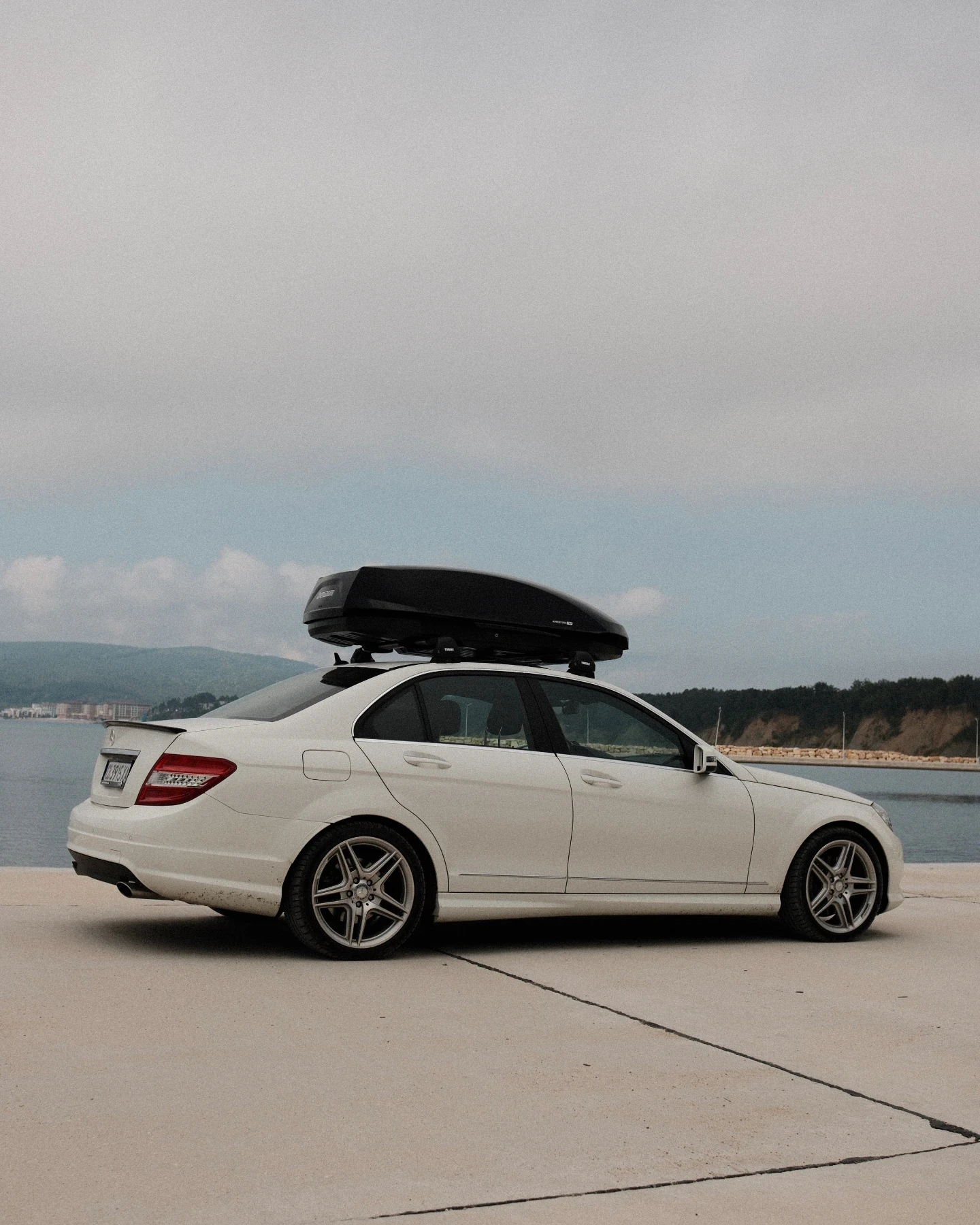 Mercedes-Benz C 300, снимка 3 - Автомобили и джипове - 55675703