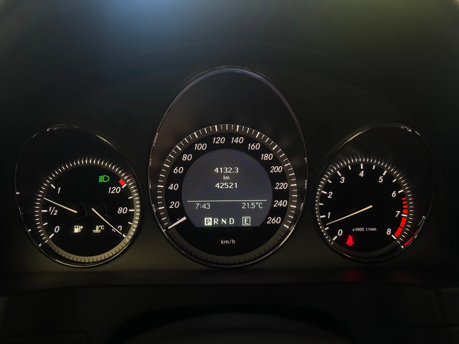 Mercedes-Benz C 300, снимка 12 - Автомобили и джипове - 55675703